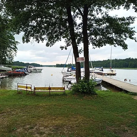 Dom Letniskowy Nad Jeziorem Dom wakacyjny Wilkasy (Gizycko)