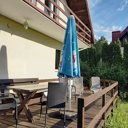 Dom Letniskowy Nad Jeziorem