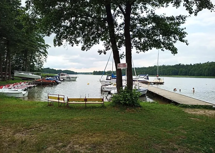 Dom Letniskowy Nad Jeziorem Prázdninový dům Wilkasy (Gizycko)
